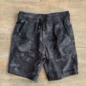 Timberland boy’s gray and black camo shorts